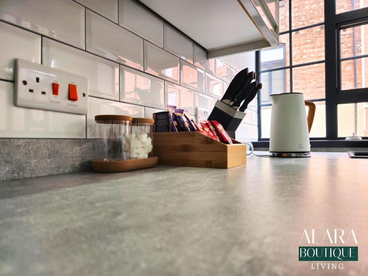 Ferienwohnung 3 Floor Townhouse Luxury Living Alara Boutique Birmingham Exterior foto