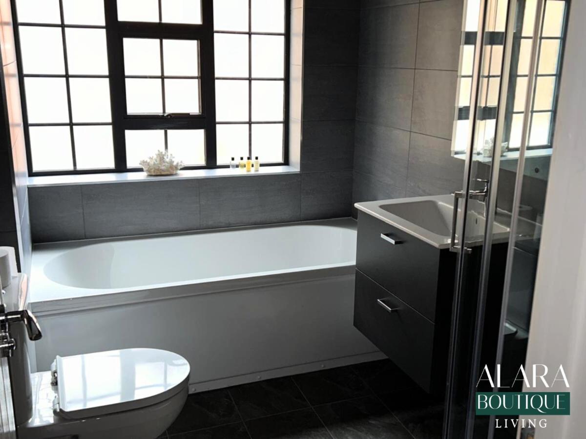 Ferienwohnung 3 Floor Townhouse Luxury Living Alara Boutique Birmingham Exterior foto